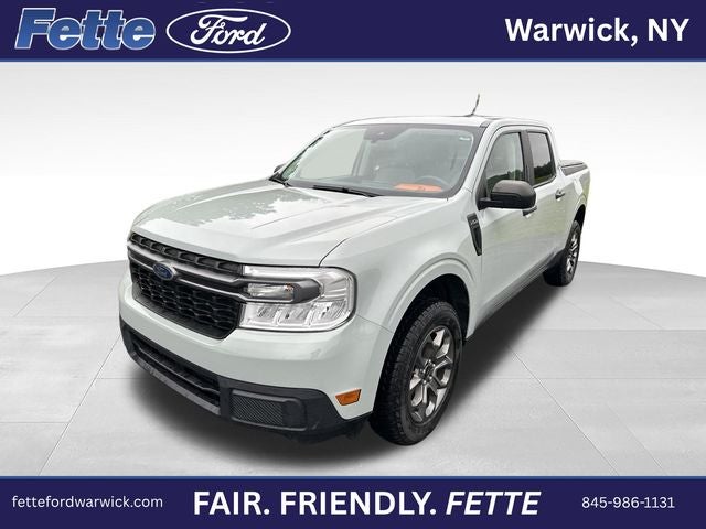 2022 Ford Maverick XLT in Cactus Gray — front three-quarter view