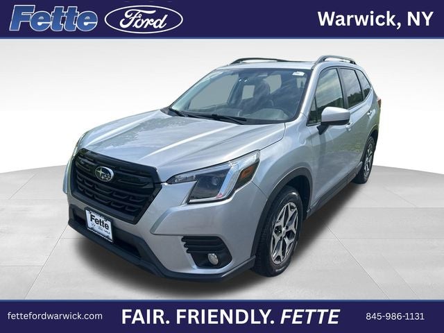 2023 Subaru Forester Premium in Ice Silver Metallic — front three-quarter view